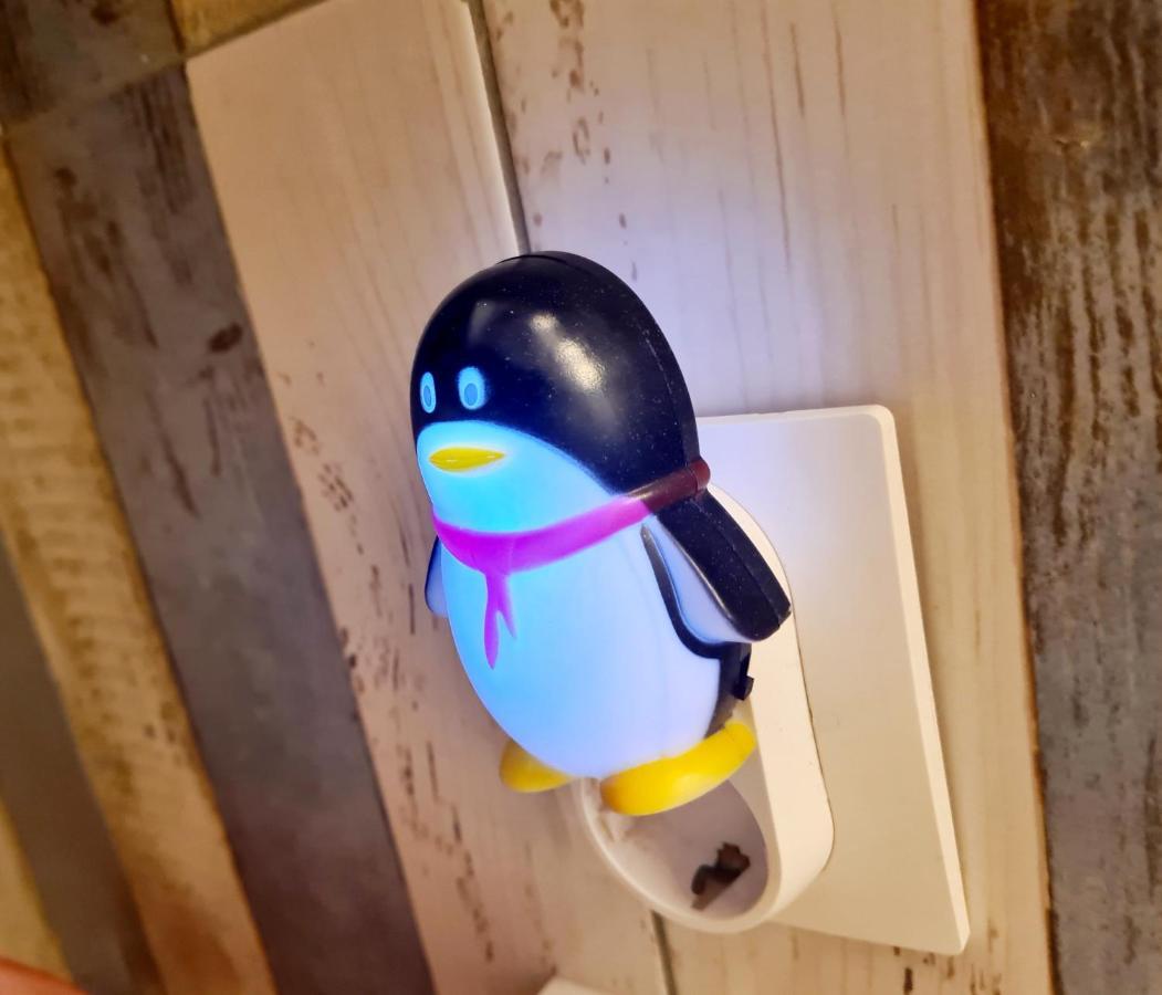 Hostel Monument ブカレスト エクステリア 写真
